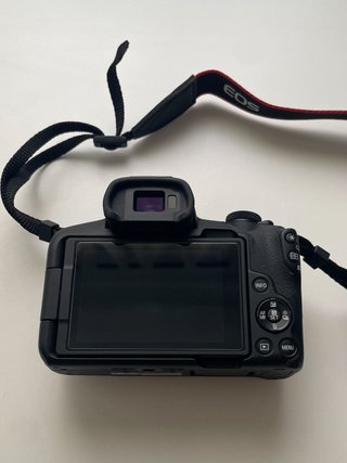 Canon EOS R50 + 2 Lentes Kit Completo