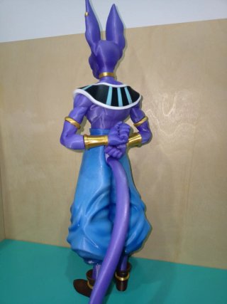 Figura Beerus Dios de la Destrucción