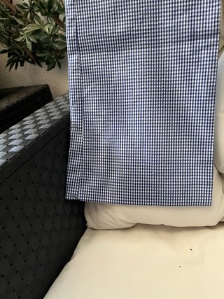 Pantalón de cuadros azul y blanco