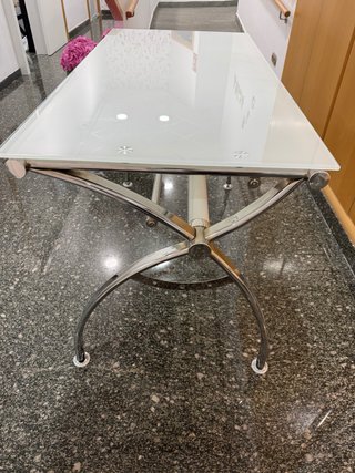 Mesa escritorio cristal blanco y acero inoxidable