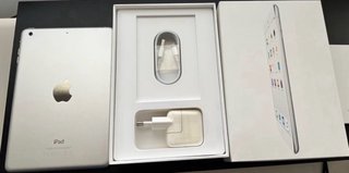 Apple iPad Mini 2