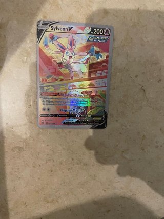 Carta Pokémon Sylveon V 200 HP