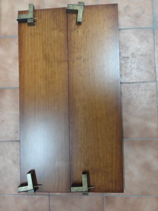 Mueble de salón con baldas
