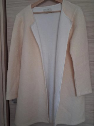Abrigo Unit 42 crema, talla M