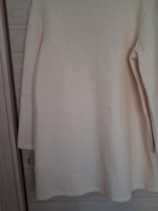 Abrigo Unit 42 crema, talla M