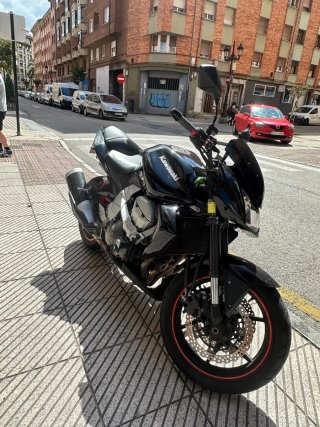 Kawasaki Z750 Negra
