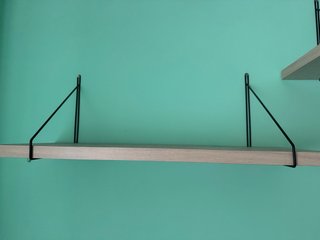 Balda  de madera y metal