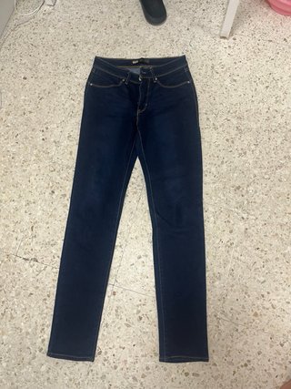 Levi's talla 27