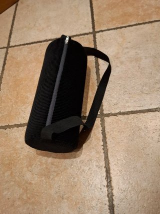 Cuscino poggiatesta velluto nero a coste