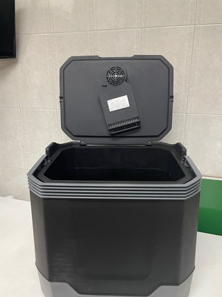 Nevera portátil para caliente y frio, con cable lu