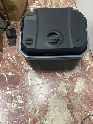 Nevera portátil para caliente y frio, con cable lu