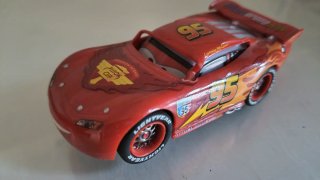 Slot Rayo McQueen y Francesco Carrera Go! (1:43)