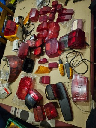 Faro delantero moto