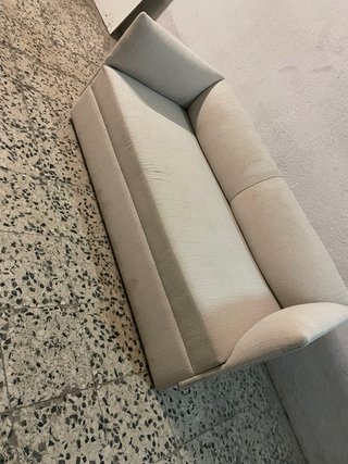 Sofá de 2 plazas beige
