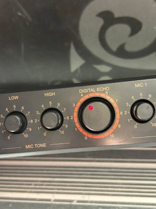 Amplificador estéreo karaoke Boman MA-X126A