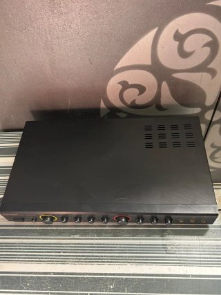 Amplificador estéreo karaoke Boman MA-X126A