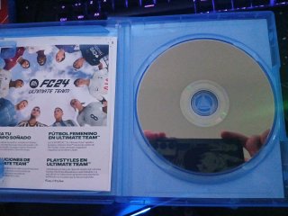 EA Sports FC 24 PS5 + Caja Metálica/Steelbook