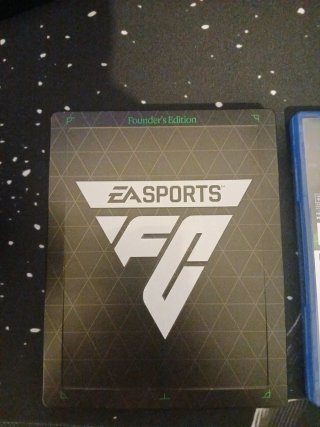 EA Sports FC 24 PS5 + Caja Metálica/Steelbook