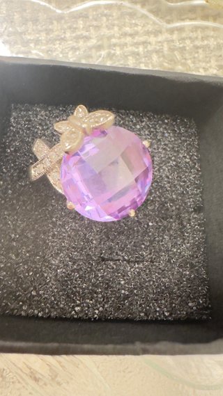 Anillo Amatista Talla Damero Plata y Circonitas