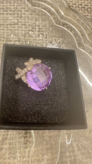 Anillo Amatista Talla Damero Plata y Circonitas