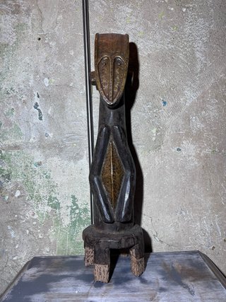 Escultura Africana Figurativa
