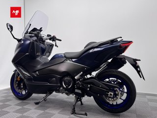 YAMAHA TMAX 2022 14380 kms.