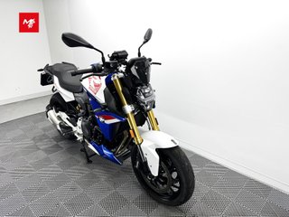 BMW F 900 R 2024 4050 kms.