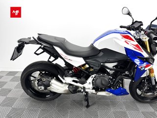 BMW F 900 R 2024 4050 kms.