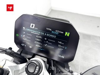 BMW F 900 R 2024 4050 kms.