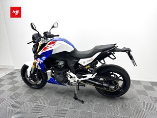 BMW F 900 R 2024 4050 kms.