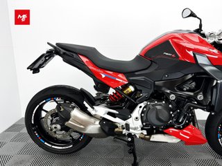 BMW F 900 R 2024 12278 kms.