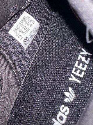 Adidas Yeezy 350 Negras