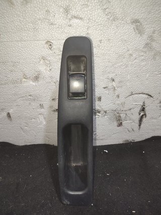 MANDO ELEVALUNAS TRASERO DERECHO NISSAN QASHQAI (