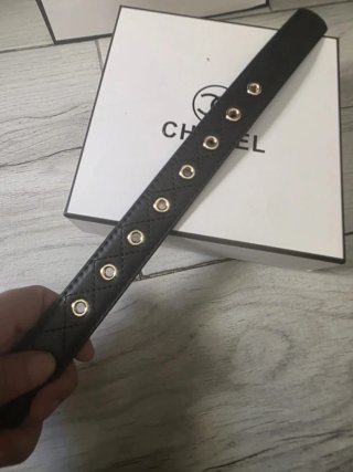 Cinturón Chanel Negro y Dorado