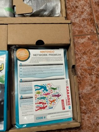 Nintendo Wii U Premium Pack 32GB Negra