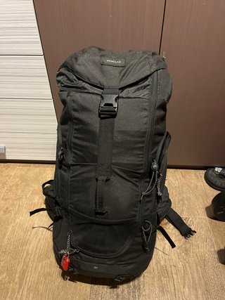 Mochila Forclaz Negra 50L