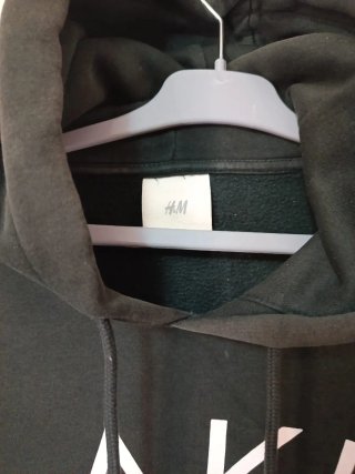 Sudadera H&M Negra con Estampado Lake Tahoe