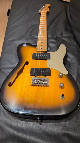 Partscaster Squier Paranormal Thinline brazoFender
