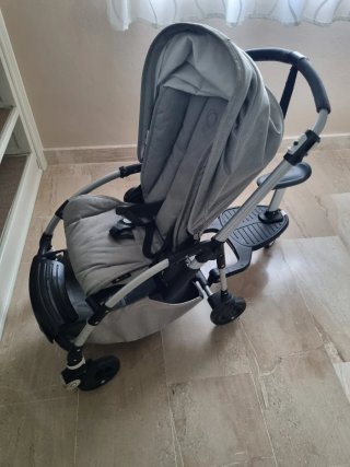 Carrito de bebé Bugaboo Bee 5 gris