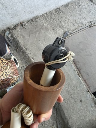 Candeeiro de teto madeira e vidro