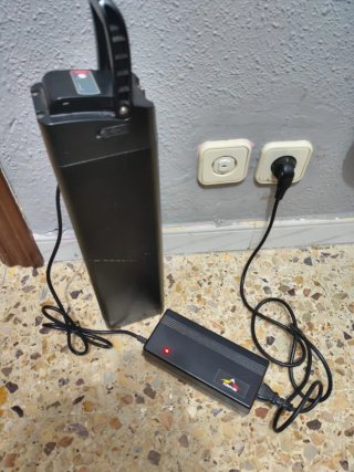 Bicicleta Eléctrica  Negra