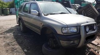 Opel 07059827 paragolpes trasero frontera b 222445