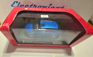 Maqueta Seat Ibiza ST 2010 1/43