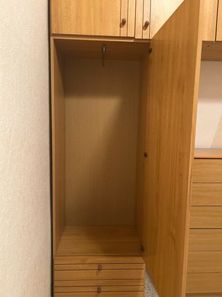 Armario puente de madera para dormitorio