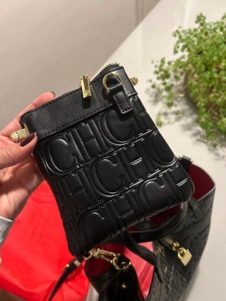 Bolso CH Negro con Mini Bolso Interior