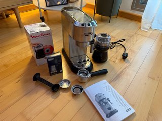 Cafetera DeLonghi Dedica Style EC685