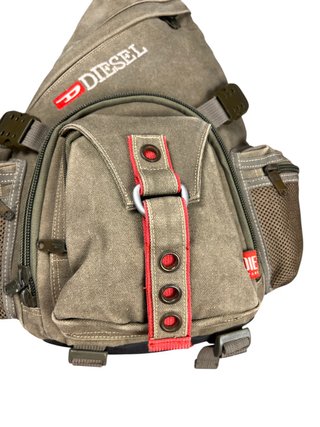 Bandolera Diesel Tactica Y2K Lona Caqui Mochila