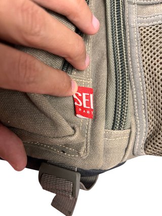 Bandolera Diesel Tactica Y2K Lona Caqui Mochila