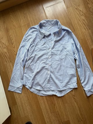 Camisa de rayas azules y blancas Talla M NUEVO