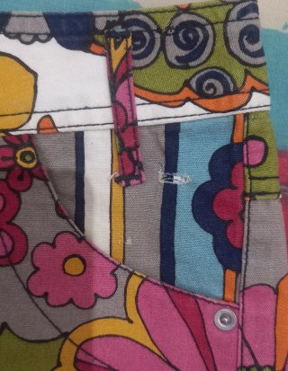 Shorts Bershka florales multicolor